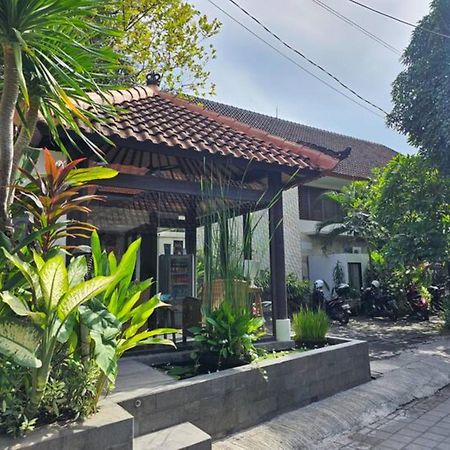 La Rose Villas And Suites Camp Canggu Exterior foto